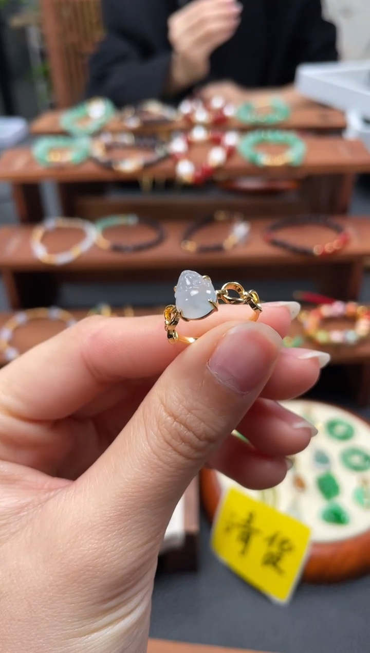 【闪购商品】翡翠戒指18K金镶嵌一个   JK456