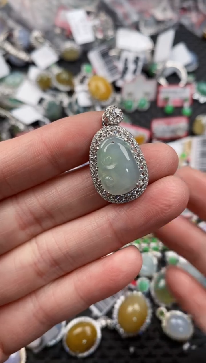 银S925镶嵌戒指翡翠爱****子12             1