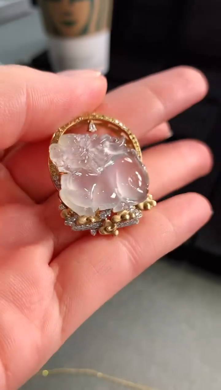 【闪购商品】翡翠吊坠(不含链)18K金镶嵌吊坠