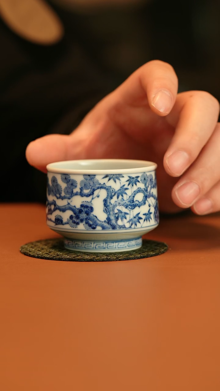 【闪购商品】仿明青花松竹梅小杯