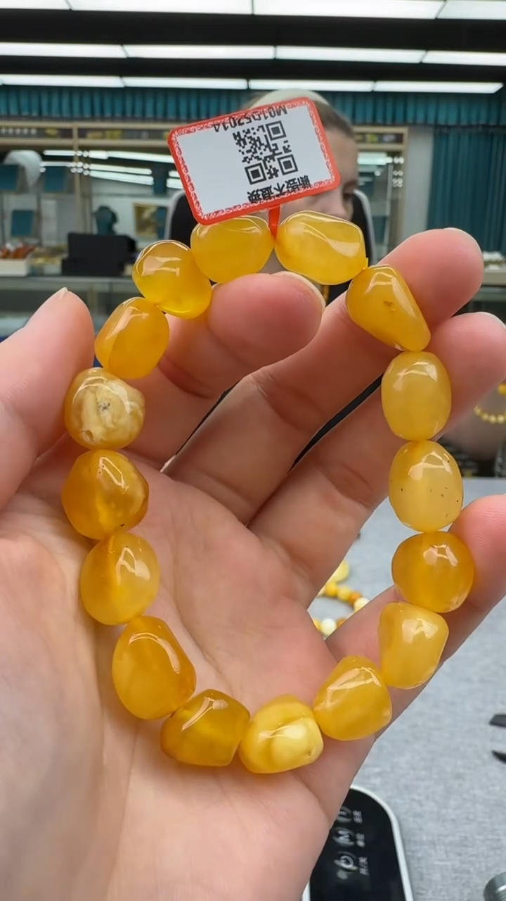 未镶嵌琥珀手链17秒拍号 假一罚三