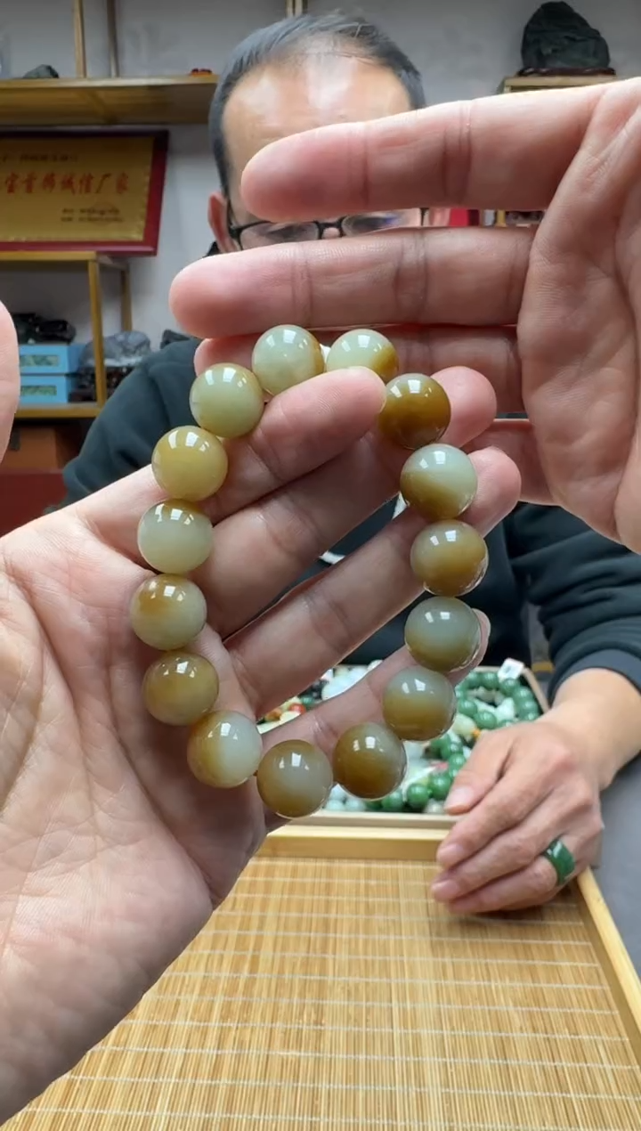 未镶嵌手链和田玉14且末糖白