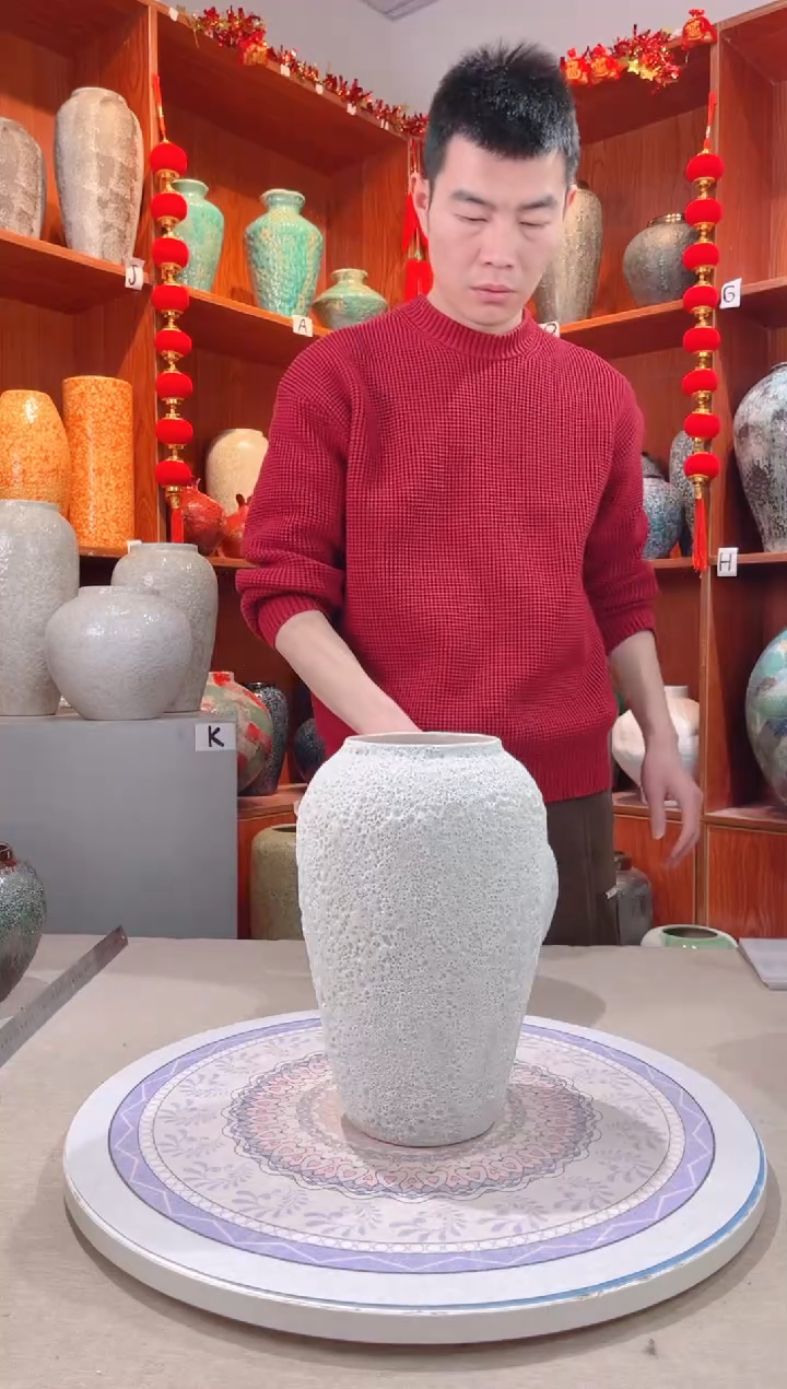 【闪购商品】瓶白泡泡 中号  陶瓷花瓶 无花 