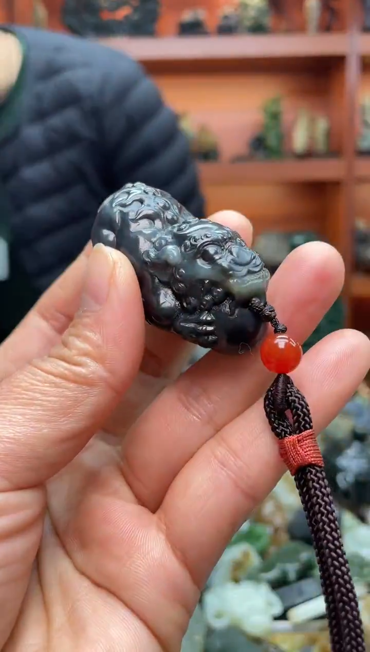 未镶嵌和田玉把件1