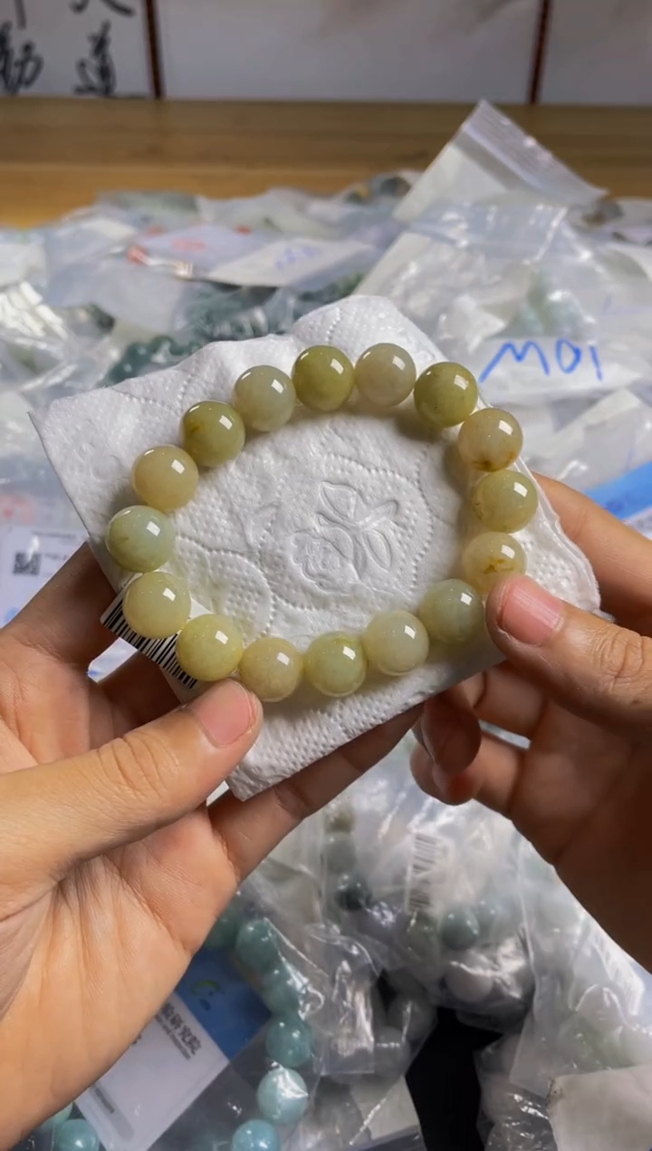 定制翡翠未镶嵌珠串
