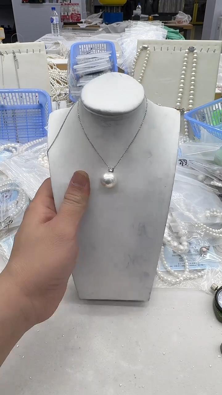 吊坠(赠链)未镶嵌淡水珍珠14mm 白珠王妃