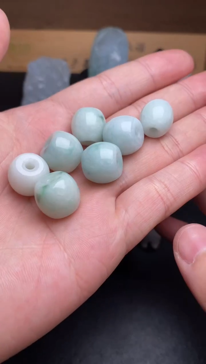 【闪购商品】翡翠颈饰未镶嵌翡翠多样性发其一
