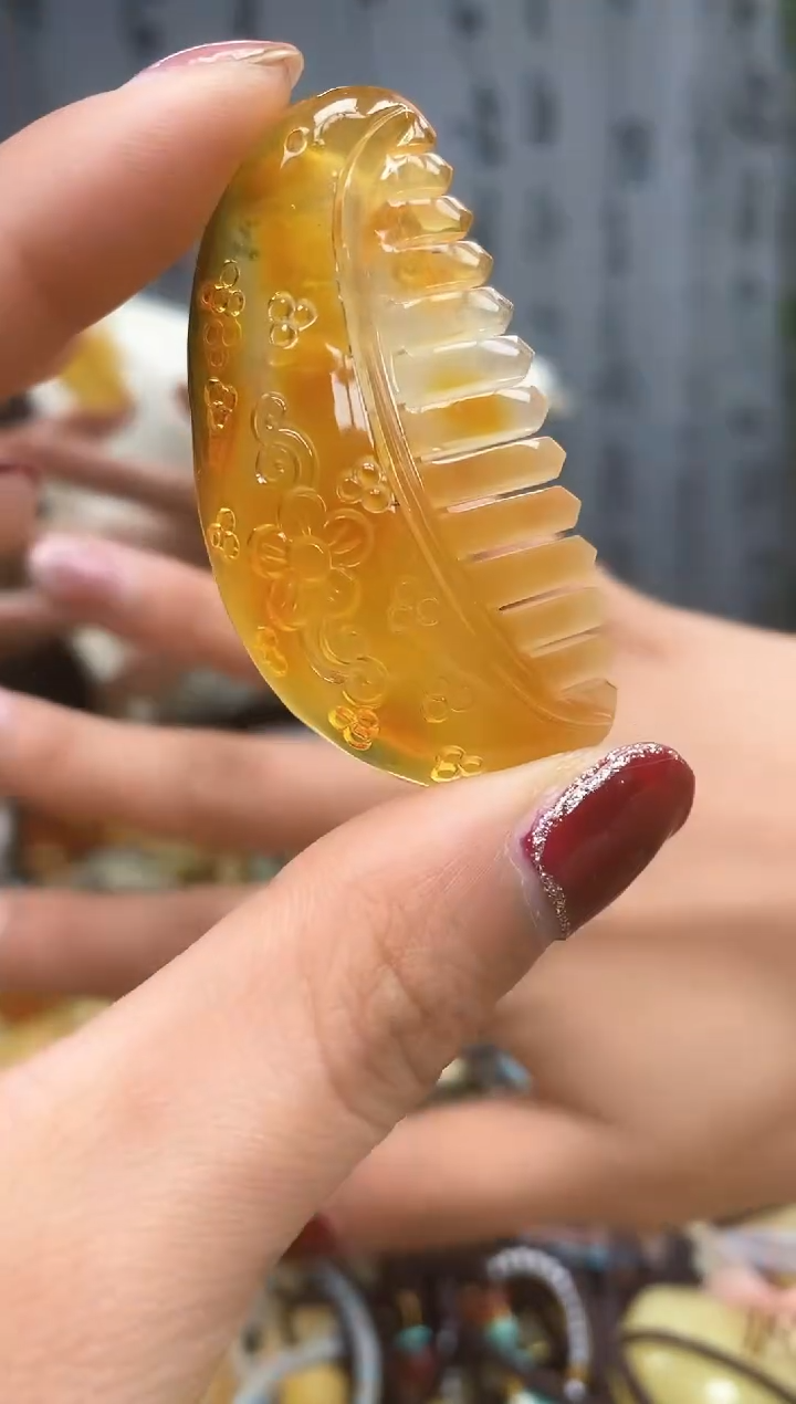 【闪购商品】琥珀裸石未镶嵌挂坠