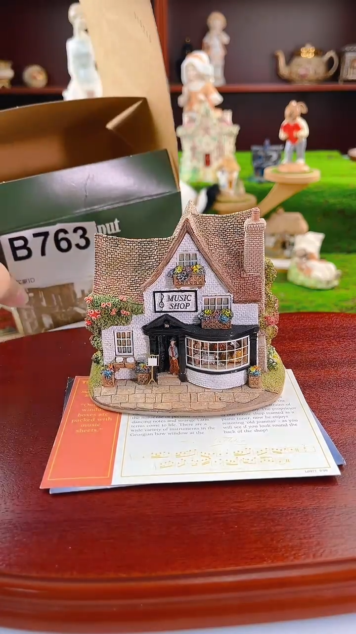 【闪购商品】紫砂茶宠Lilliput中古小房子763