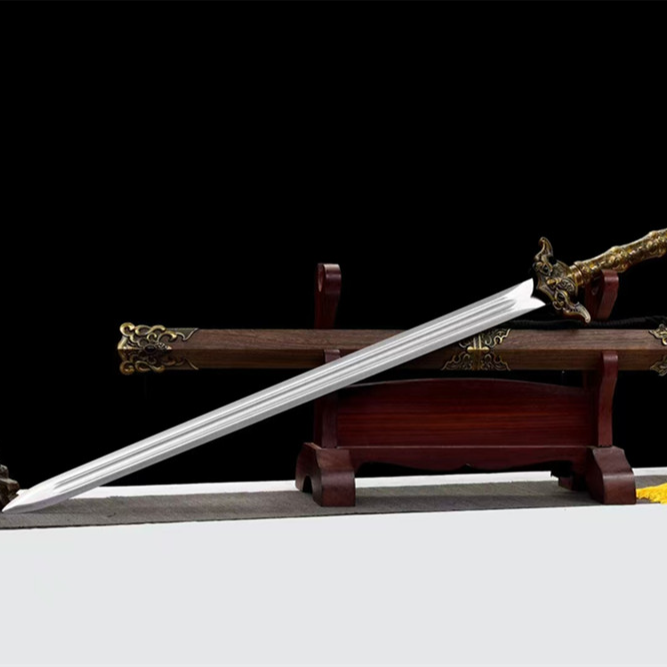 【昊月】龙泉刀剑倚天剑高锰钢上等花梨木刀鞘摆柜送礼上档次未开刃