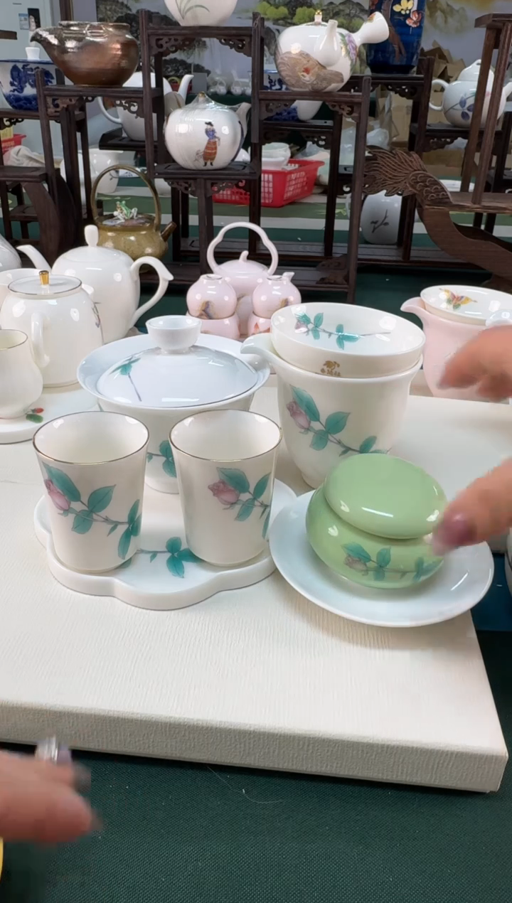 【闪购商品】瓷器 ······......