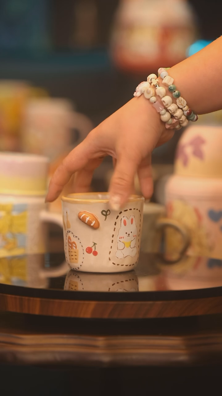 【闪购商品】摆件景德镇釉下彩绘设计师款式陶瓷