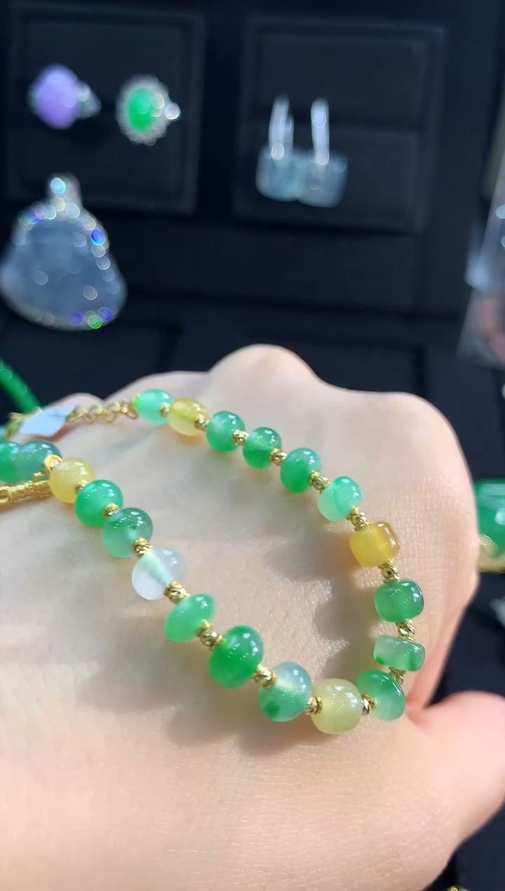 【闪购商品】翡翠手链18K金镶嵌手链