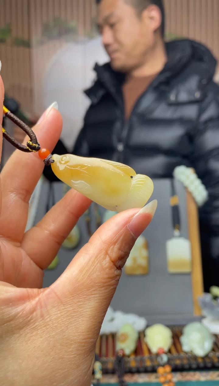 颈饰未镶嵌和田玉拍一发一