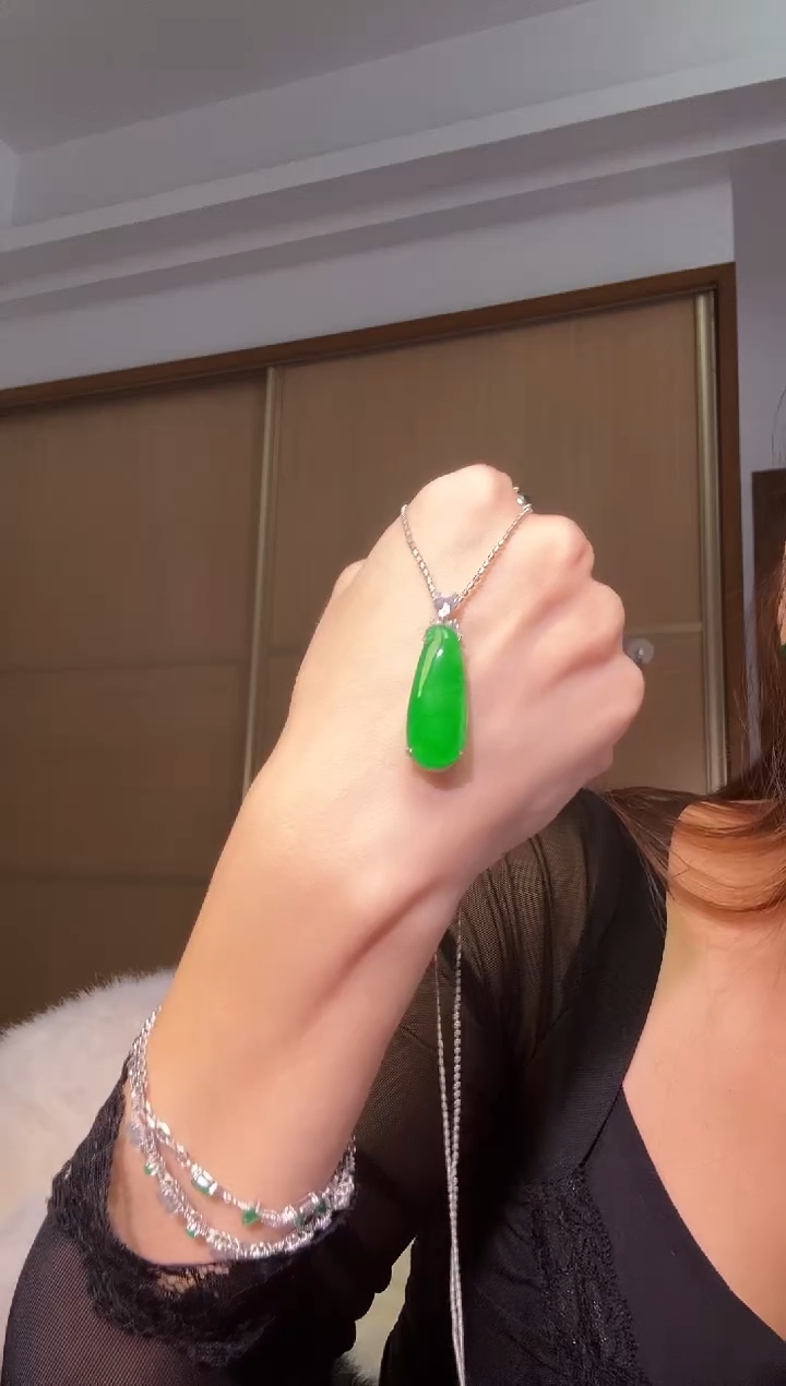 吊坠(不含链)银S925镶嵌翡翠天然翡翠吊坠