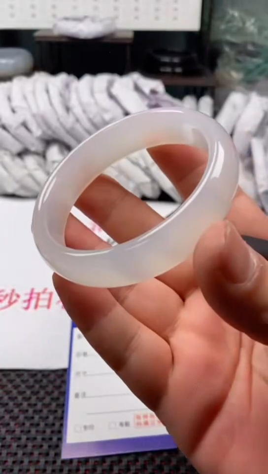 【闪购商品】玛瑙/玉髓手镯未镶嵌52-60多样性发货看清圈口下单