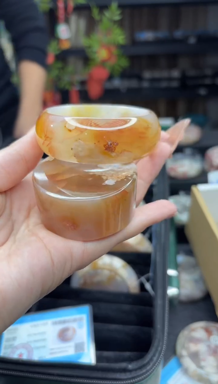 【闪购商品】石英质玉手镯未镶嵌698（54圈赠送镯心）