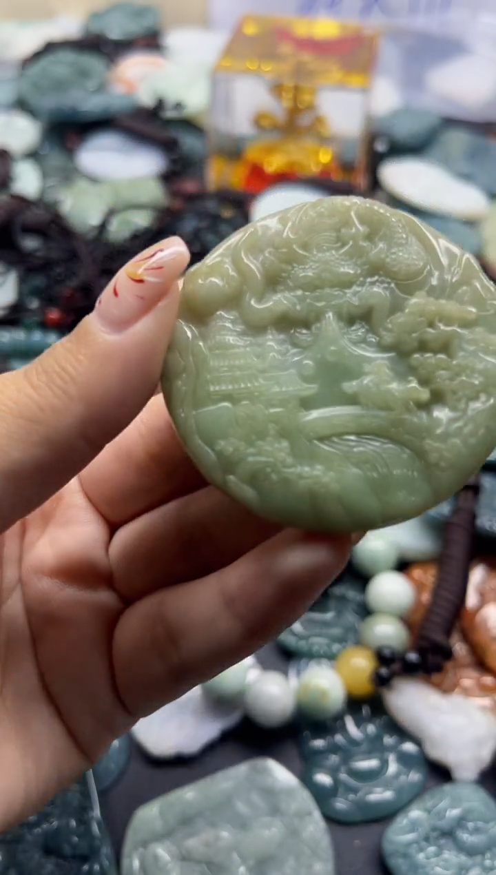 【闪购商品】翡翠颈饰未镶嵌翡翠