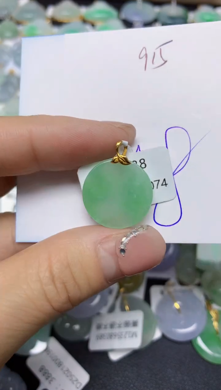 【闪购商品】翡翠挂件18K金镶嵌 天然翡翠A货