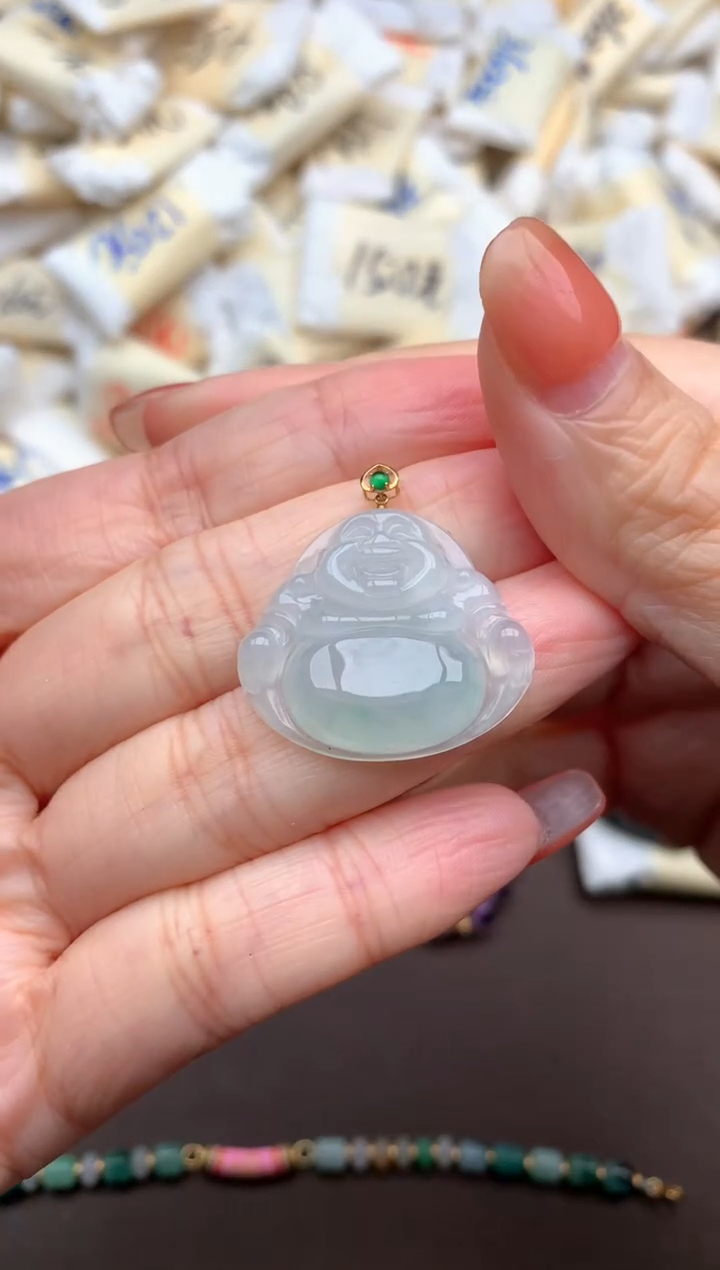 翡翠18K金镶嵌挂件—  