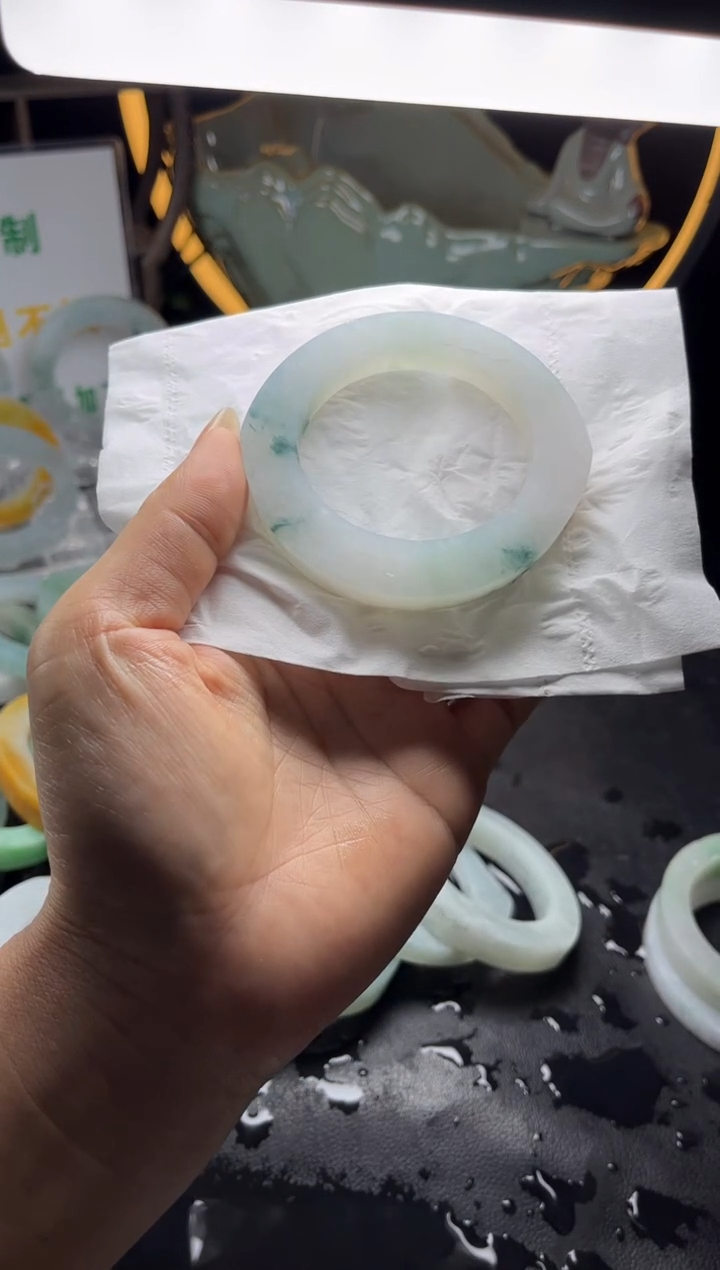 【闪购商品】定制翡翠贵妃未镶嵌贵妃