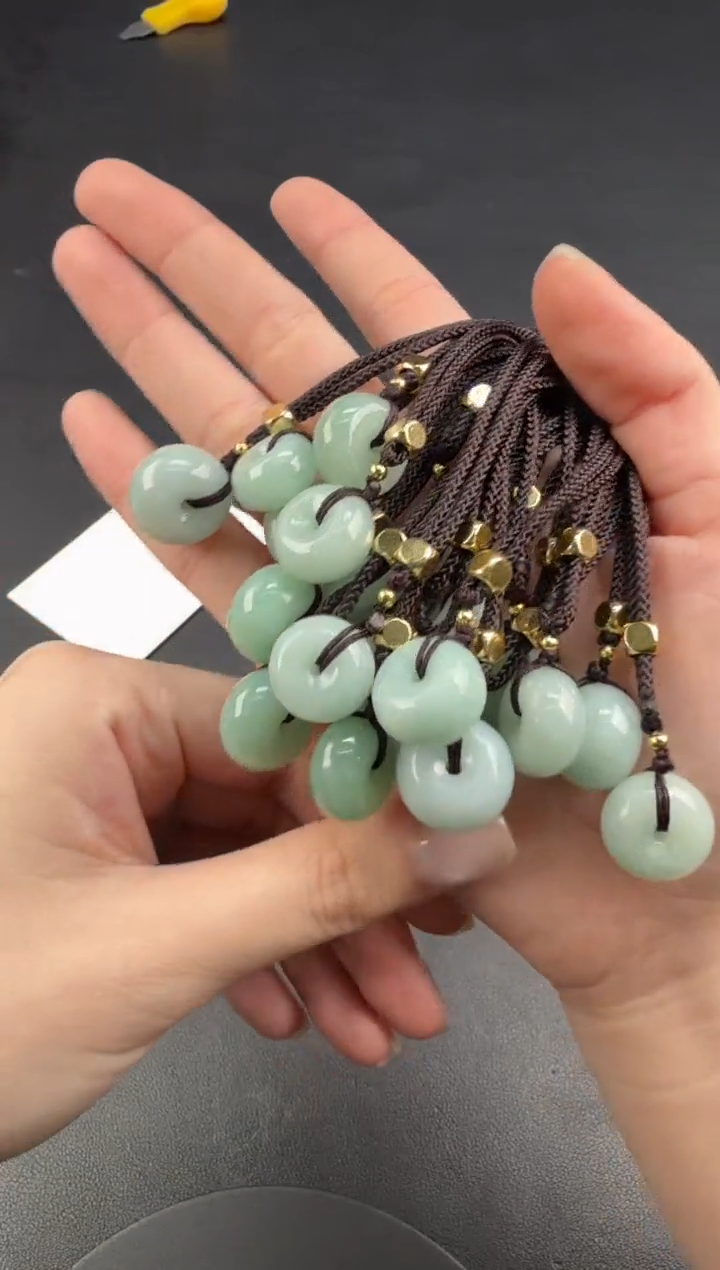 吊坠(不含链)未镶嵌翡翠翡翠饰品（多样性发货一件）-1