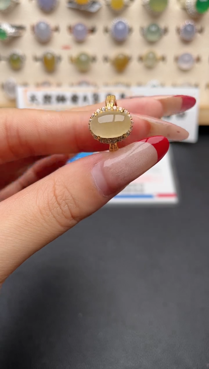 【闪购商品】翡翠戒指银S925镶嵌一物一证一礼盒