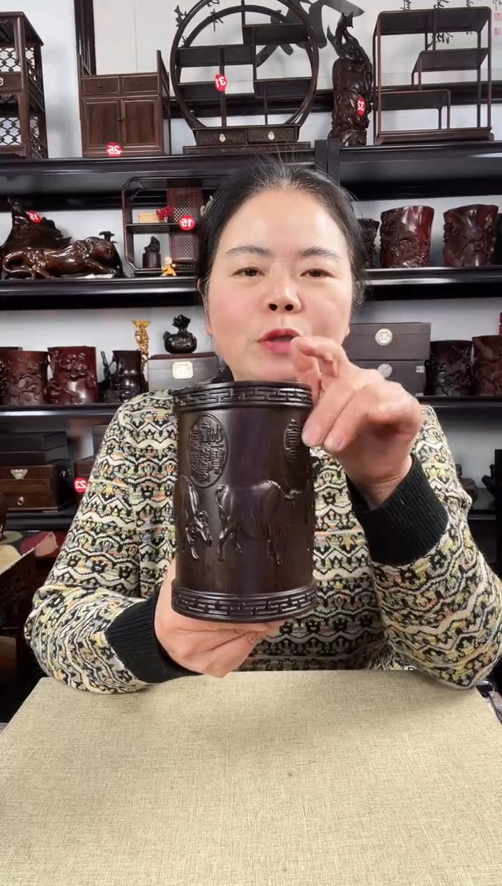 木大牛笔筒老李红木工艺品