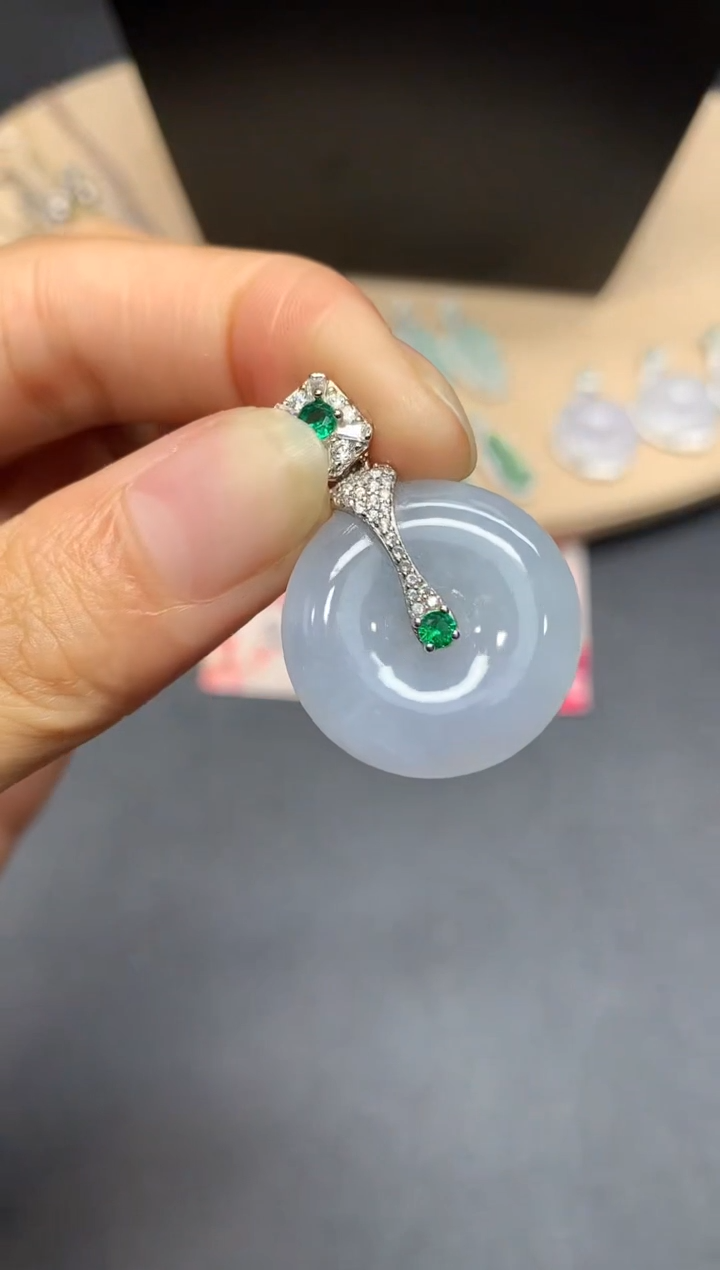 【闪购商品】翡翠吊坠(不含链)银S925镶嵌平安扣【多样性发其一】