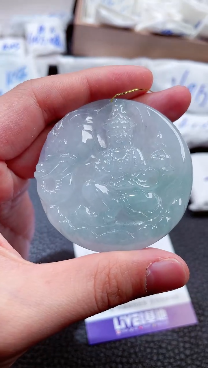 【闪购商品】翡翠未镶嵌颈饰00004200