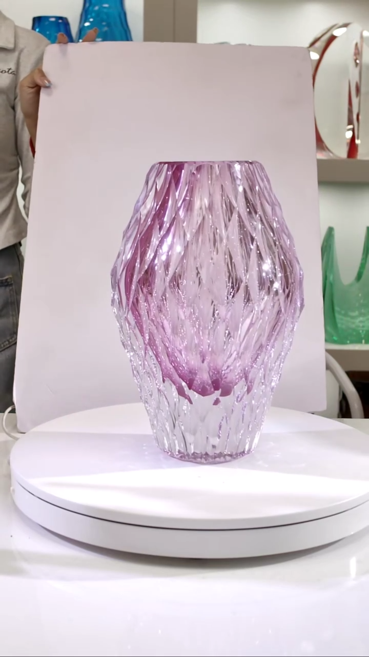 金红色高定手刻花瓶