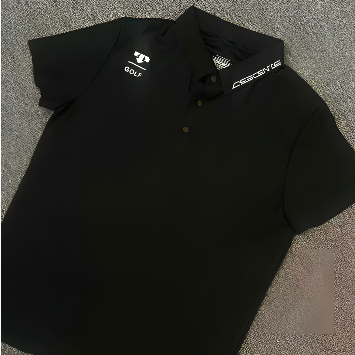 迪+特GPLF高尔夫系列联名PLO速干工艺设计情侣上衣