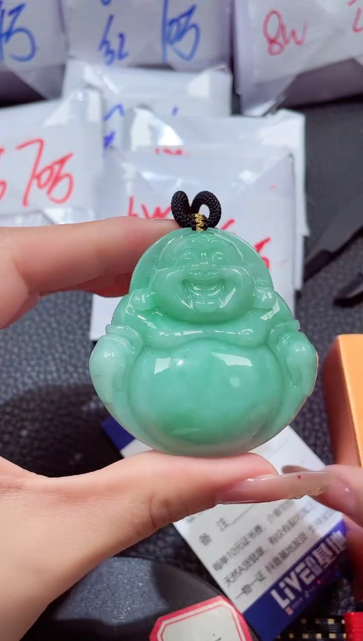 颈饰未镶嵌翡翠20260104