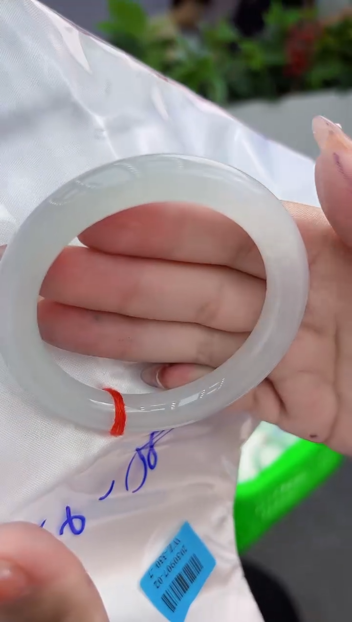 【闪购商品】翡翠手镯未镶嵌翡翠手镯