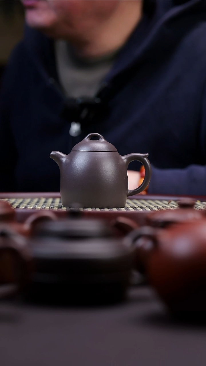 茶壶紫砂紫砂茶壶（秦权）