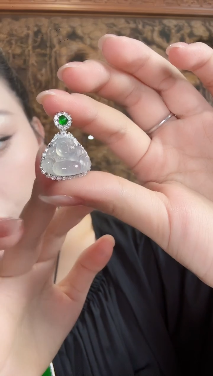 颈饰银S925镶嵌翡翠吊坠