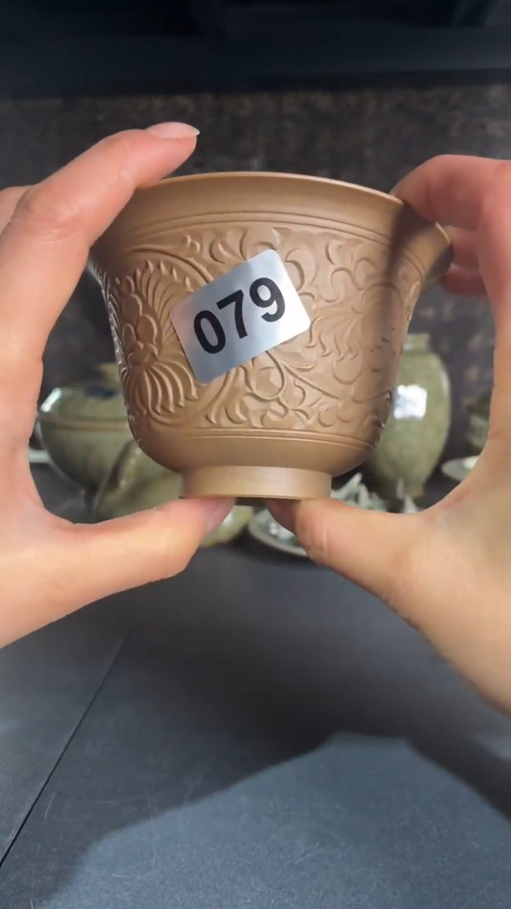 耀州窑仰山哈**笑素面团菊小杯079
