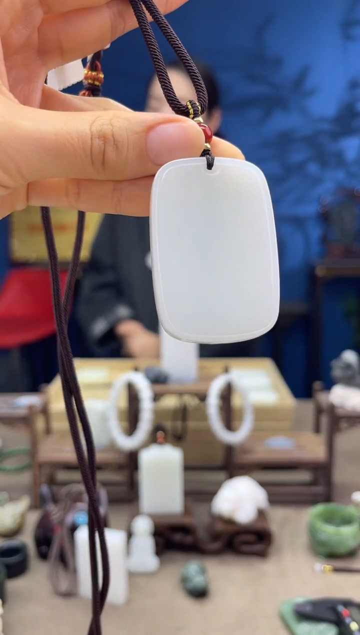 【闪购商品】和田玉颈饰未镶嵌1