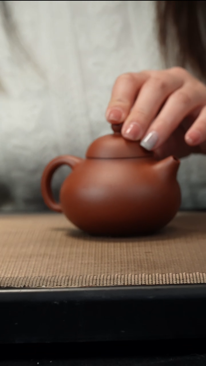 紫砂茶盏红皮龙文旦170CC