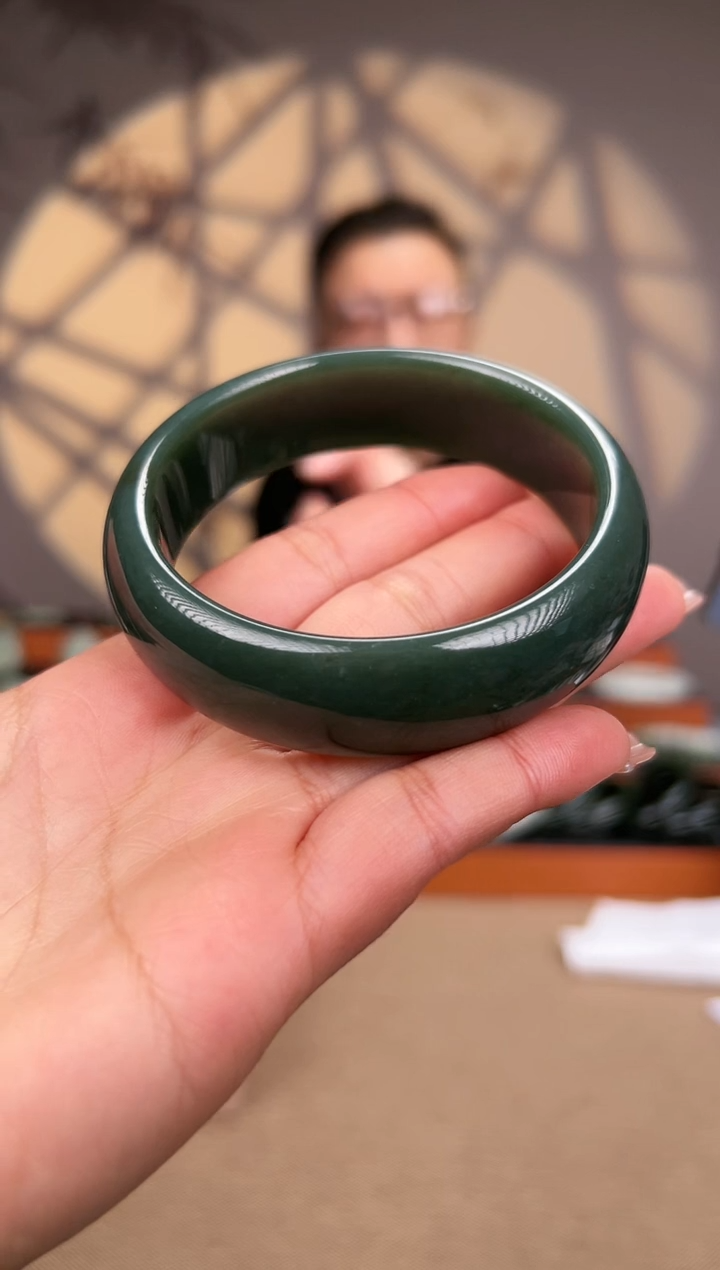 【闪购商品】和田玉（青玉）手镯未镶嵌宽版镯（52-64圈口备注）