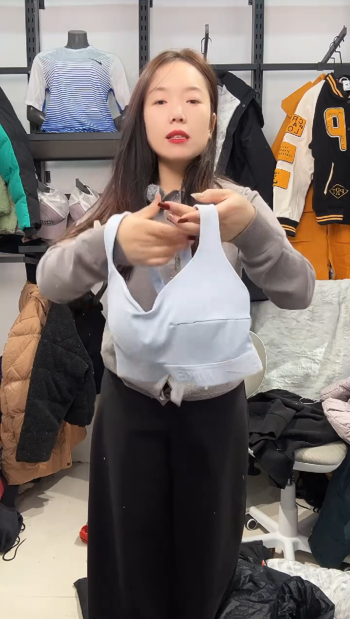 2311闪购编码 Nike/Jordan运动卫衣裤以直播间过款为准 尺码·M
