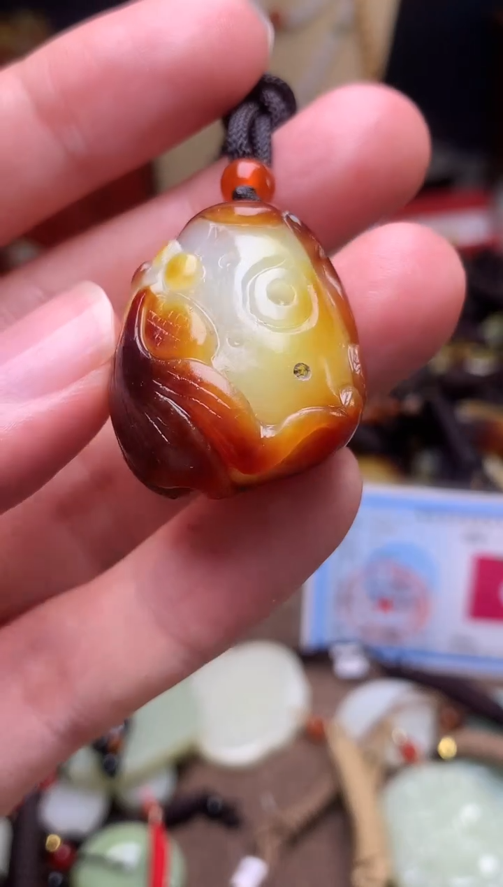 颈饰未镶嵌和田玉新疆料青海料清水和田玉吊坠