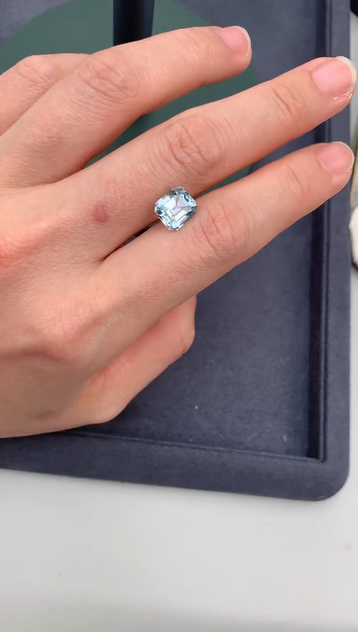 【闪购商品】海蓝宝石裸石未镶嵌2.9ct海蓝宝