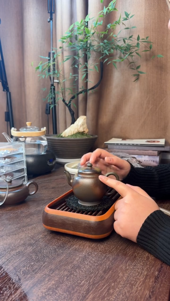 茶壶紫砂南州高士-半手工制-黄龙山紫泥-200CC“古法柴烧”