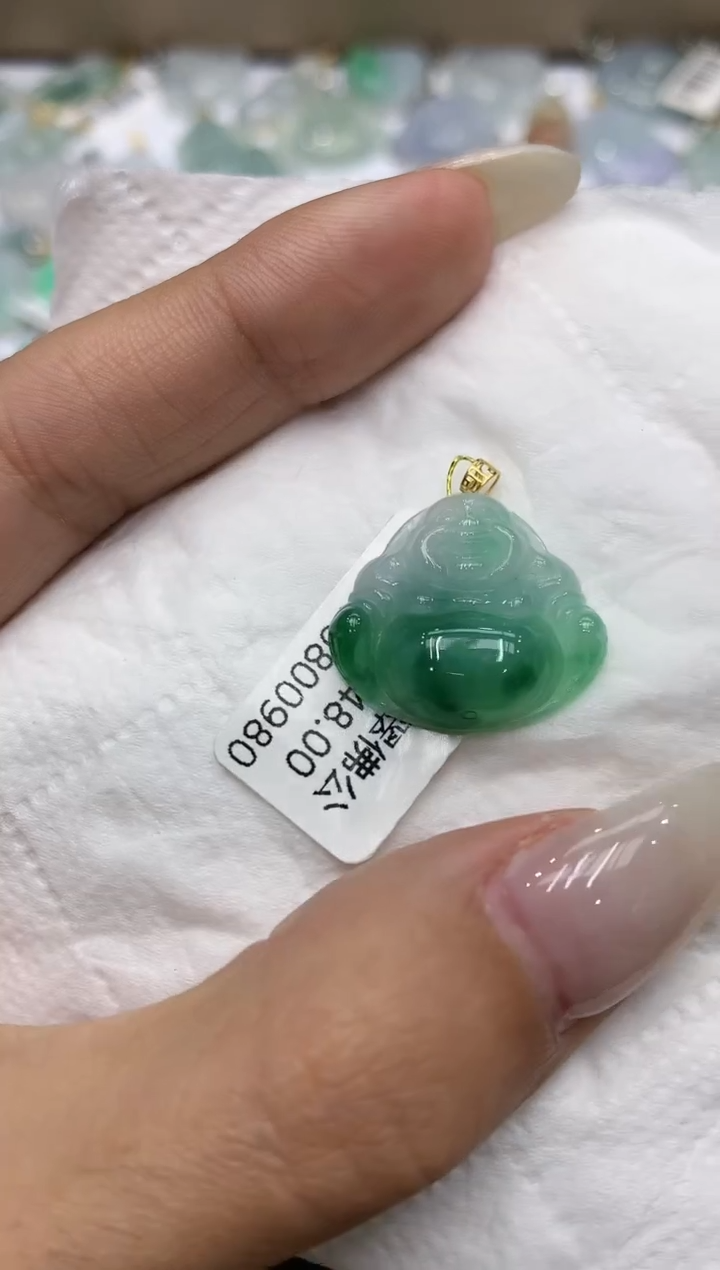 颈饰18K金镶嵌翡翠111111111111