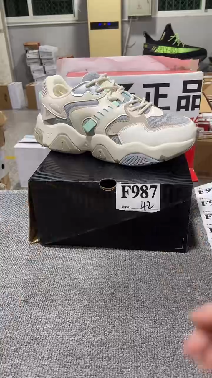 正品匹克库存休闲鞋42
