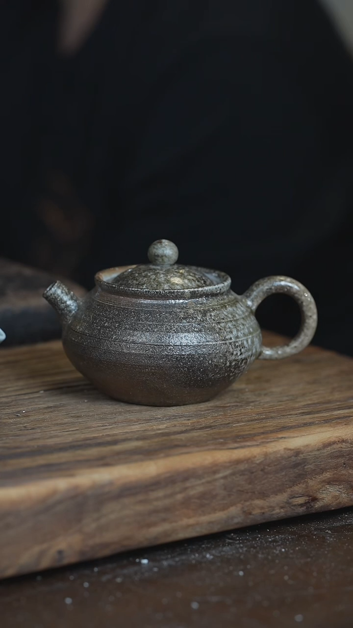 【闪购商品】浪鬼柴烧无我系列壶