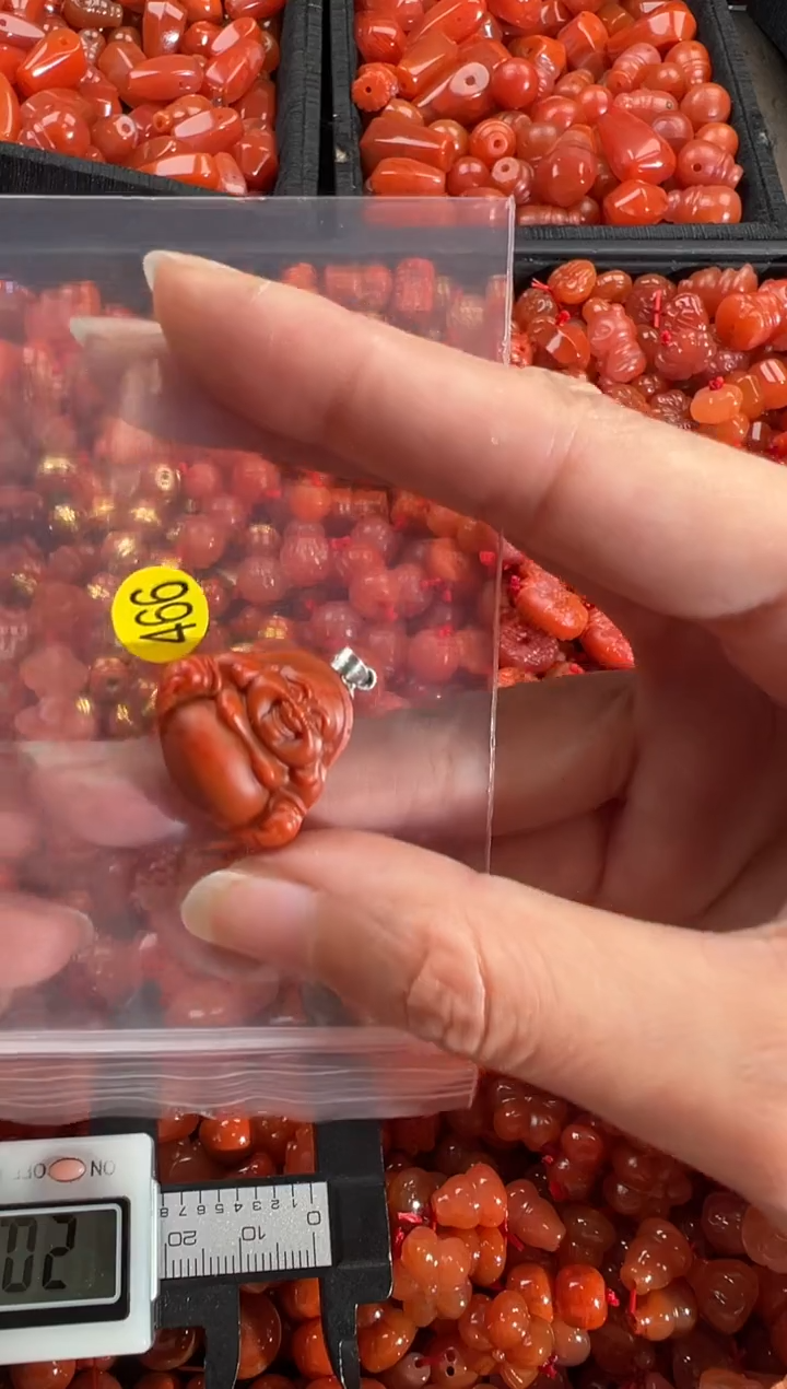 【闪购商品】南红玛瑙颈饰未镶嵌1