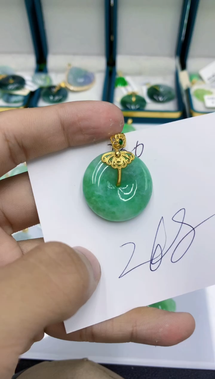 颈饰未镶嵌翡翠1111111