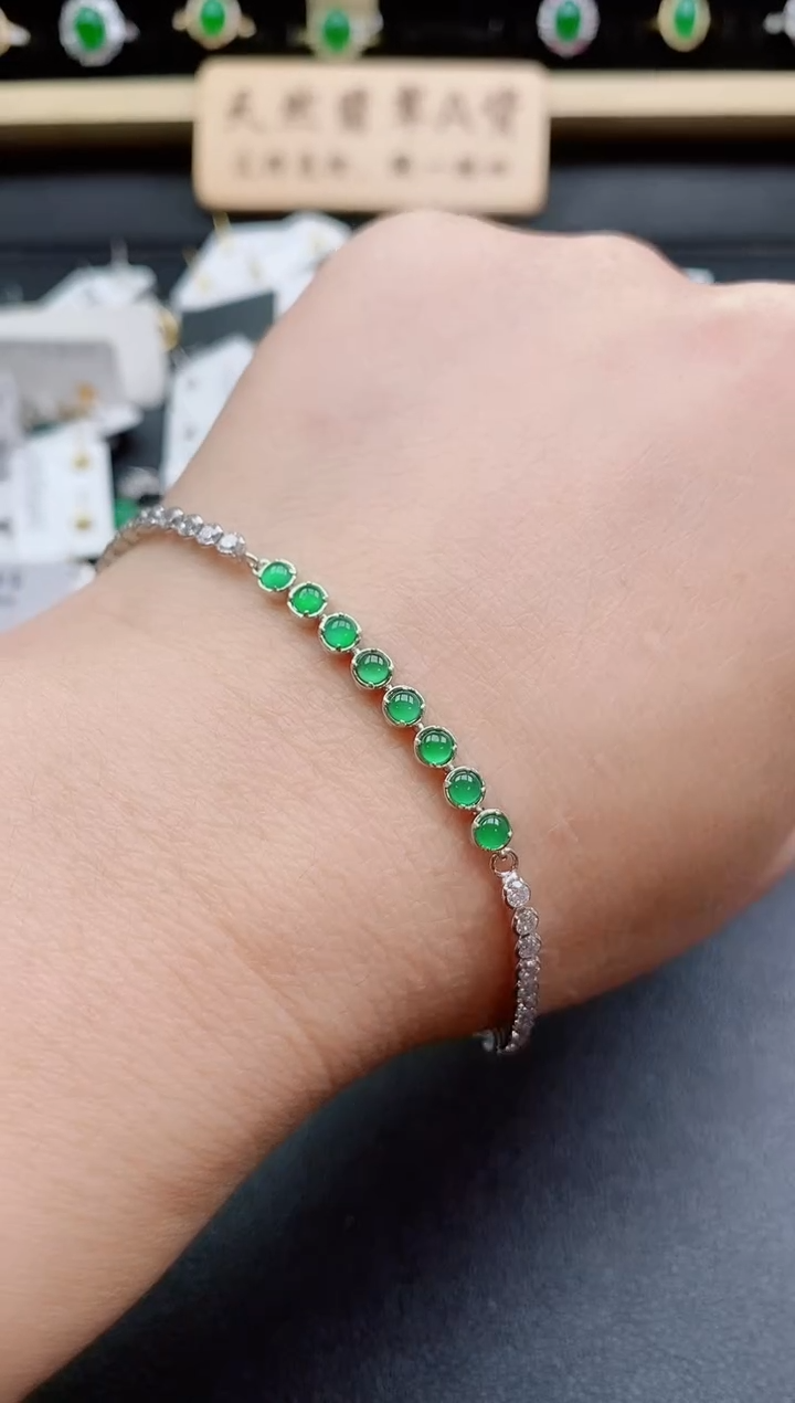 银S925镶嵌戒指翡翠1